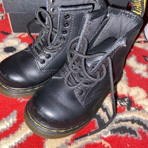 Toddler Dr martens